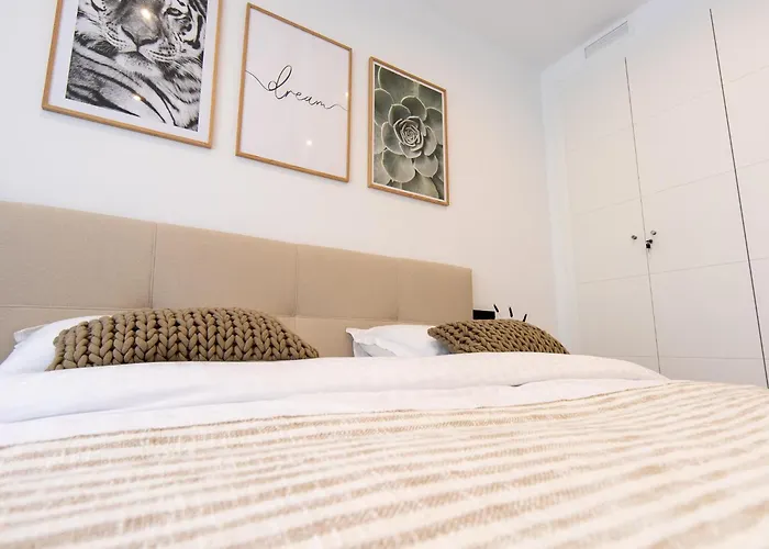 Апартаменти Mirador Hills - Costadelbosque Естепона